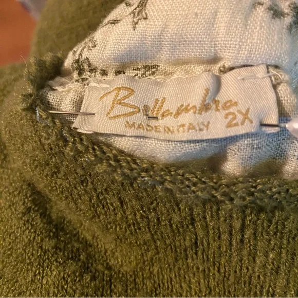 Linen dress and sweater set - Picture 8 of 8